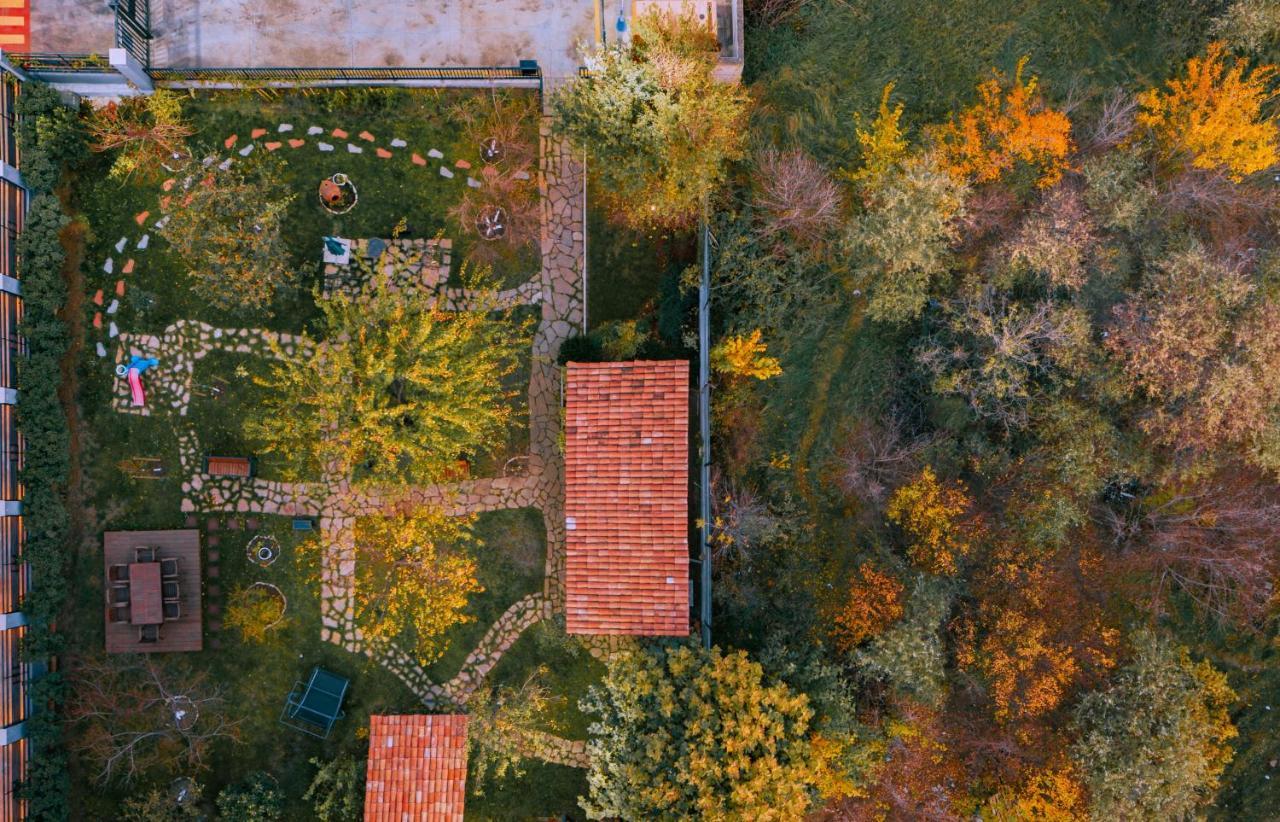 Apart Hotel West Тбілісі Екстер'єр фото