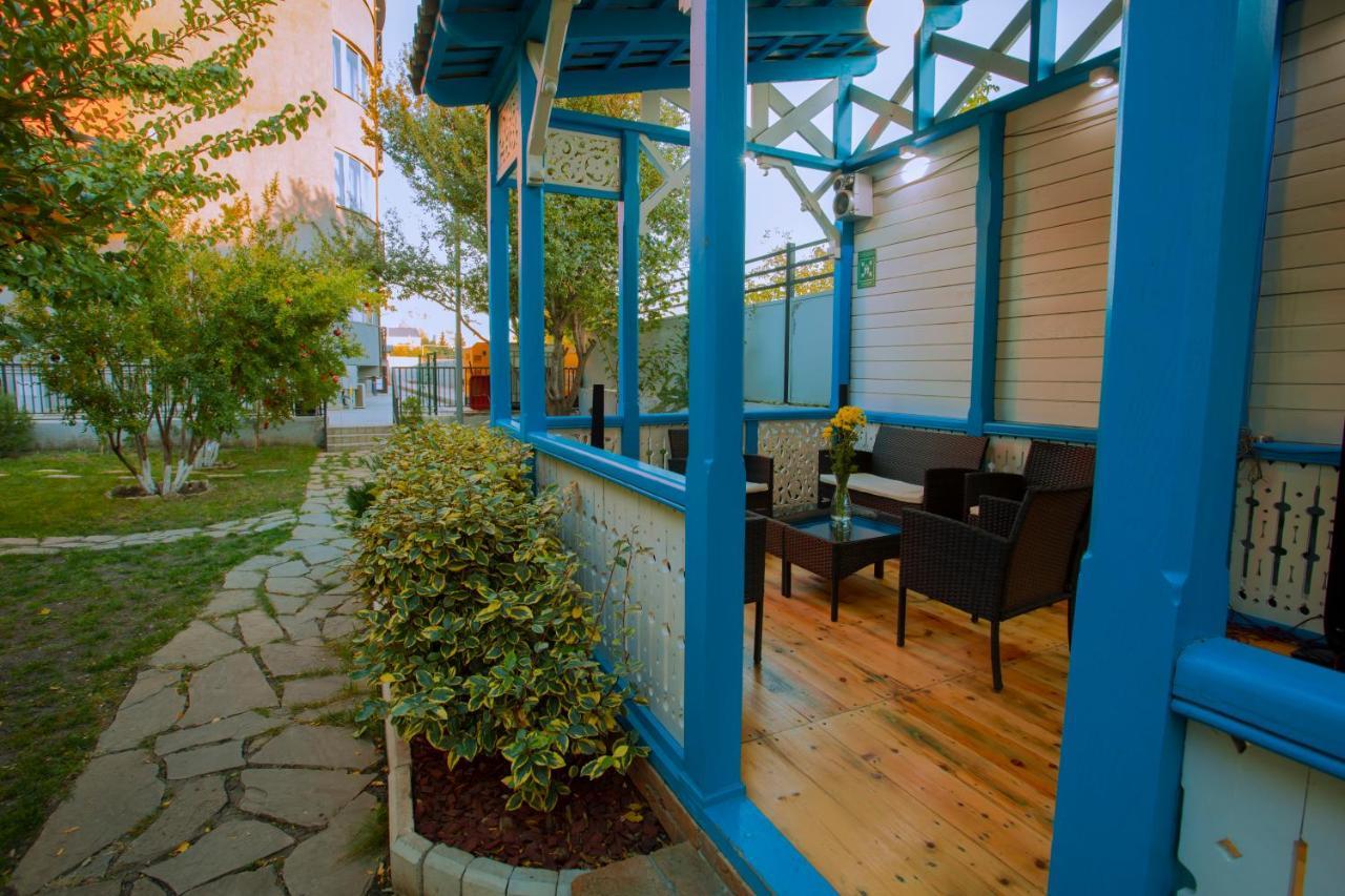 Apart Hotel West Тбілісі Екстер'єр фото
