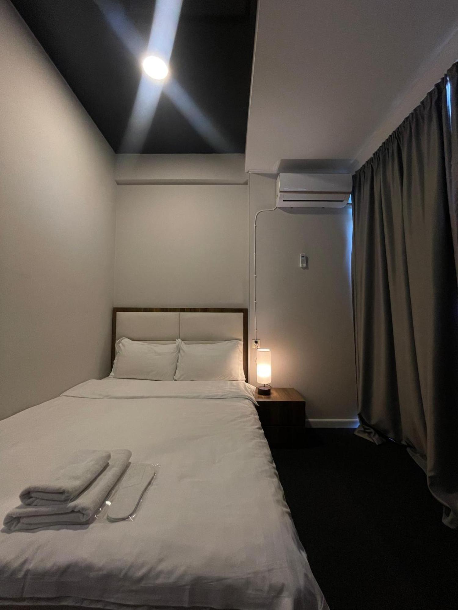 Apart Hotel West Тбілісі Екстер'єр фото